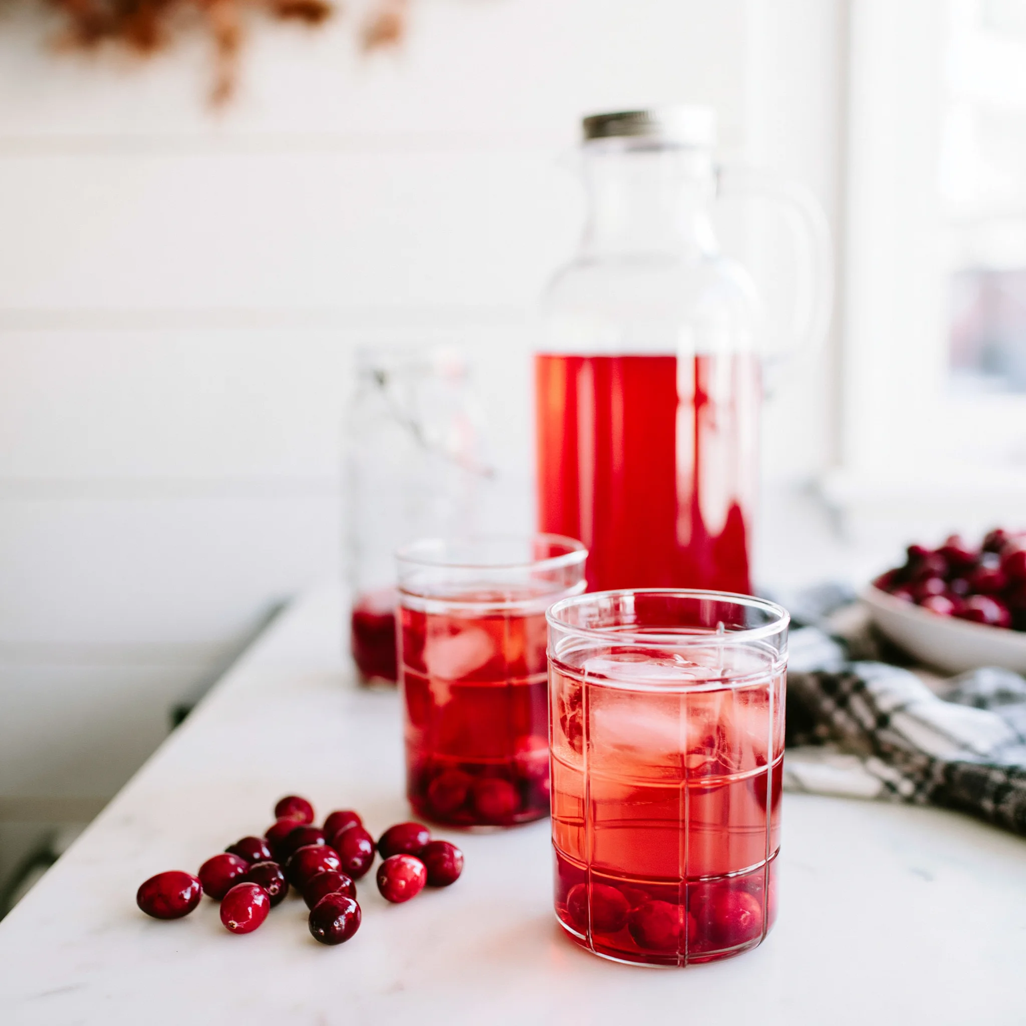 Homemade Cranberry Juice Recipe (No Sugar Added!)